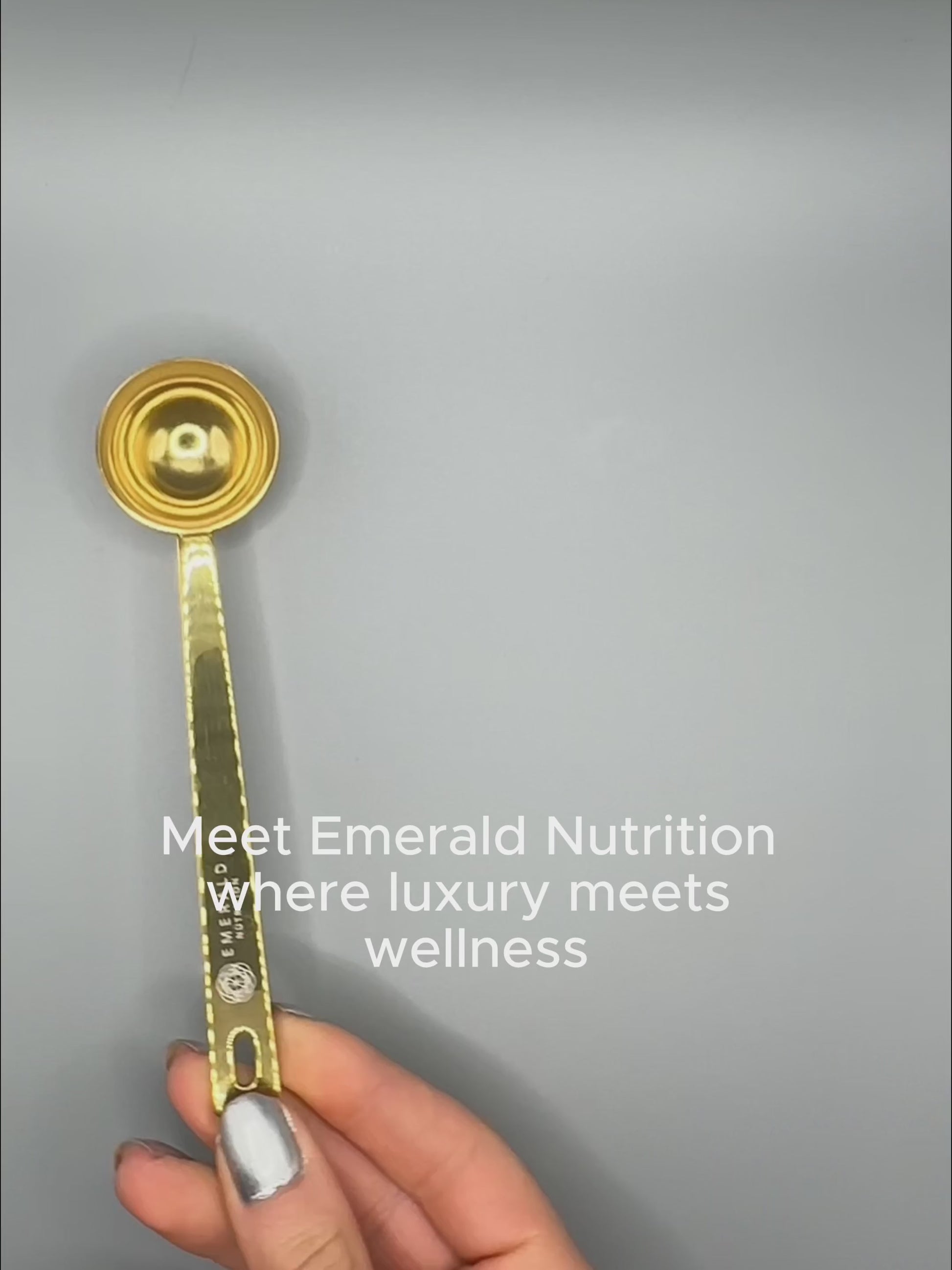Emerald Nutrition SuperGreens Main Video showcasing product benefits and features as well as subscription accessories